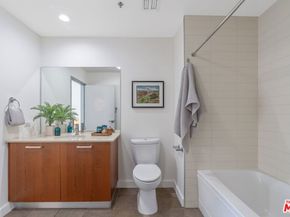 645 W 9th Street 618, Los Angeles CA 90015