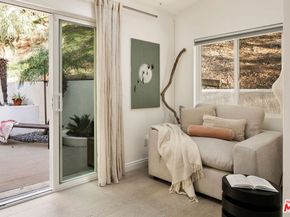 11202 Canton Drive, Studio City CA 91604