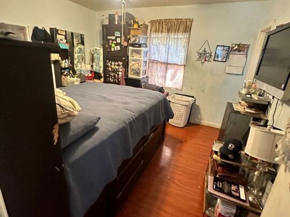 954 Geraghty Avenue, Los Angeles CA 90063