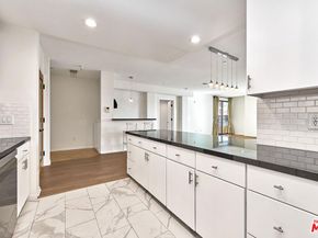 871 Crenshaw Boulevard 305, Los Angeles CA 90005