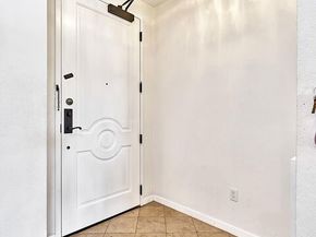 871 Crenshaw Boulevard 305, Los Angeles CA 90005