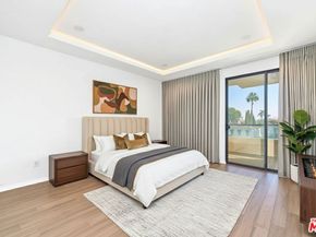 871 Crenshaw Boulevard 305, Los Angeles CA 90005