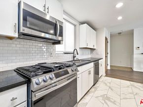 871 Crenshaw Boulevard 305, Los Angeles CA 90005