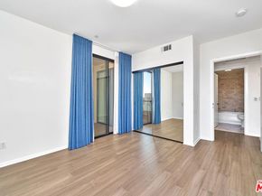 871 Crenshaw Boulevard 305, Los Angeles CA 90005