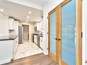 871 Crenshaw Boulevard 305, Los Angeles CA 90005