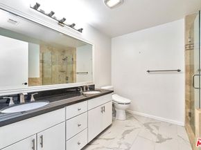 871 Crenshaw Boulevard 305, Los Angeles CA 90005