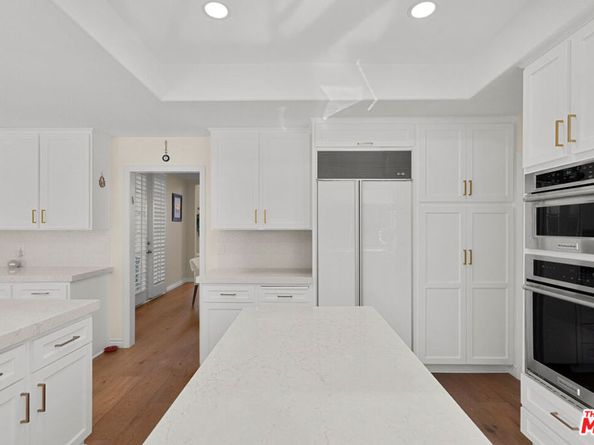 22241 Alizondo Drive, Woodland Hills CA 91364