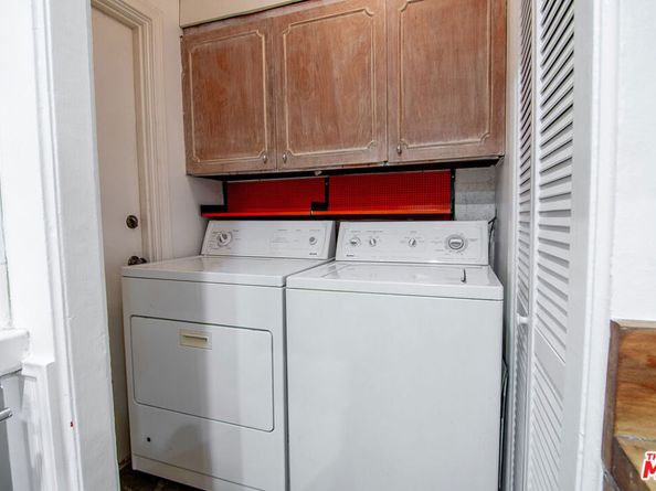 9037 Elevado Street, West Hollywood CA 90069