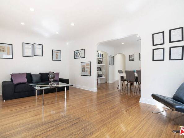 9037 Elevado Street, West Hollywood CA 90069