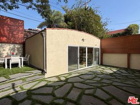 9037 Elevado Street, West Hollywood CA 90069