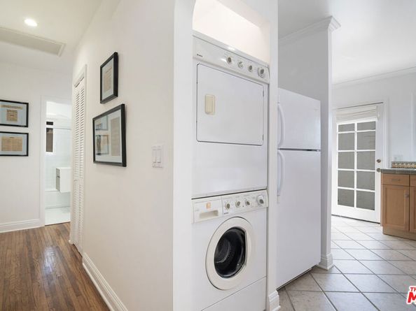 9037 Elevado Street, West Hollywood CA 90069