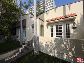9037 Elevado Street, West Hollywood CA 90069