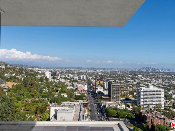 9255 Doheny Road 2006, West Hollywood CA 90069