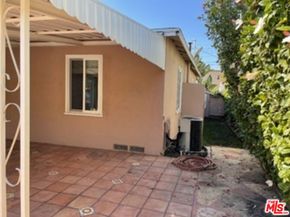6020 Wilkinson Avenue, North Hollywood CA 91606