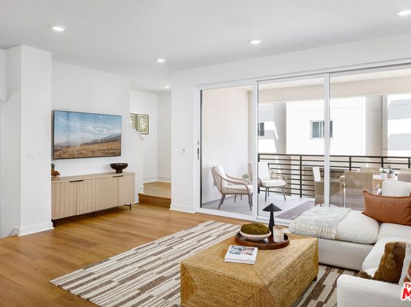 1693 Coral Sea Lane, Los Angeles CA 90732