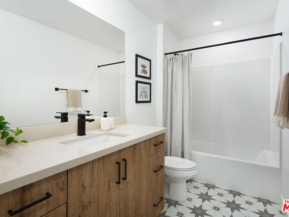 1693 Coral Sea Lane, Los Angeles CA 90732