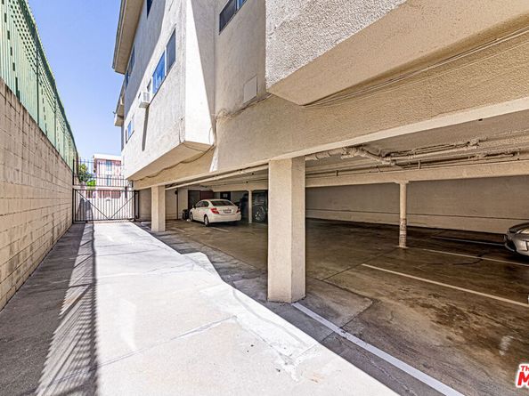 940 S Gramercy Place, Los Angeles CA 90019