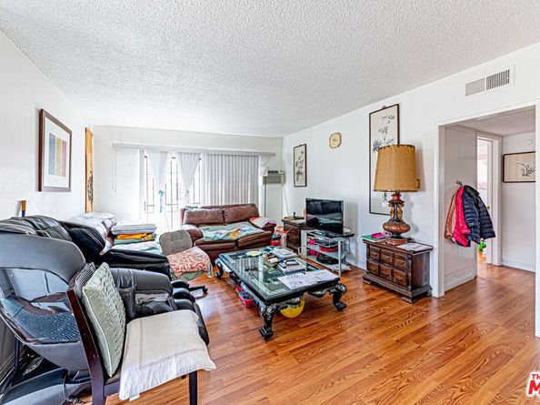 940 S Gramercy Place, Los Angeles CA 90019