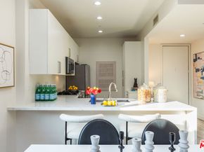 6001 Carlton Way 201, Los Angeles CA 90028