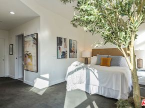 6001 Carlton Way 201, Los Angeles CA 90028