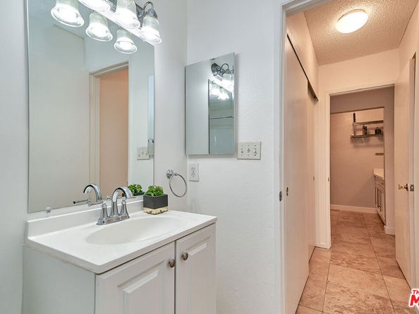 320 S Ardmore Avenue 120, Los Angeles CA 90020