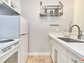 320 S Ardmore Avenue 120, Los Angeles CA 90020