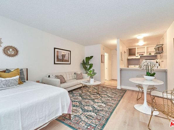 320 S Ardmore Avenue 120, Los Angeles CA 90020