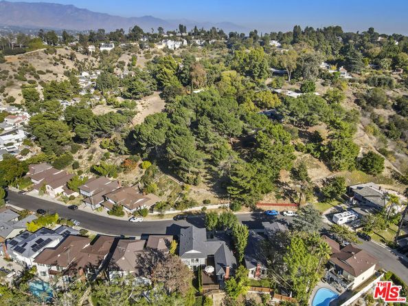 4015 Karelia Street, Los Angeles CA 90065