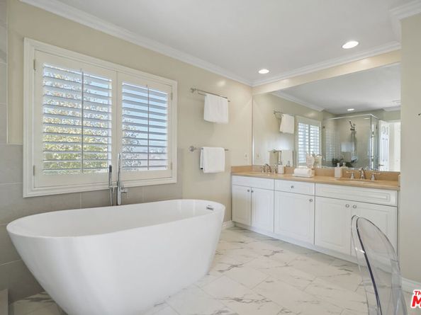 4015 Karelia Street, Los Angeles CA 90065