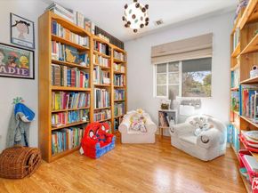 1421 W Clark Avenue, Burbank CA 91506