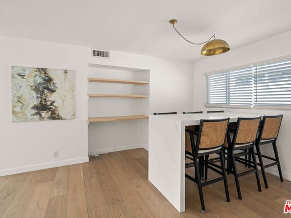 1525 N Hayworth Avenue 302, Los Angeles CA 90046