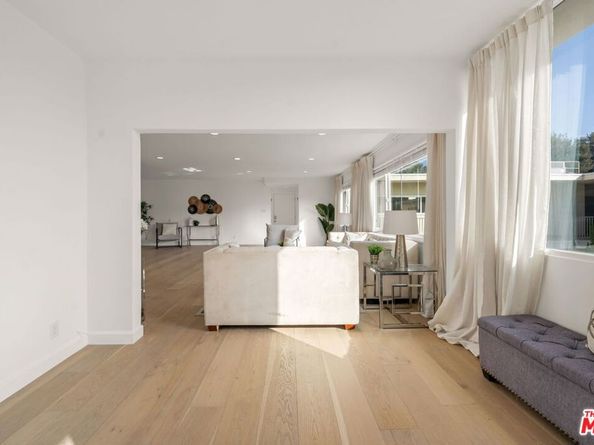 1525 N Hayworth Avenue 302, Los Angeles CA 90046