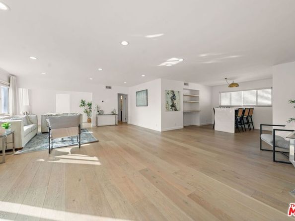 1525 N Hayworth Avenue 302, Los Angeles CA 90046