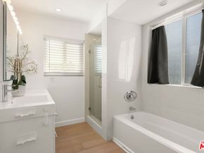 1525 N Hayworth Avenue 302, Los Angeles CA 90046