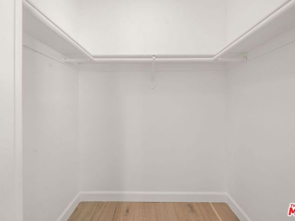 1525 N Hayworth Avenue 302, Los Angeles CA 90046