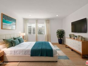 1525 N Hayworth Avenue 302, Los Angeles CA 90046