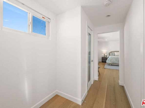 1525 N Hayworth Avenue 302, Los Angeles CA 90046