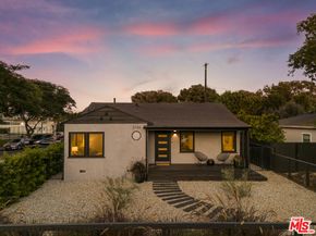 3744 Redwood Avenue, Los Angeles CA 90066