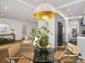 3744 Redwood Avenue, Los Angeles CA 90066