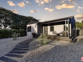 3744 Redwood Avenue, Los Angeles CA 90066