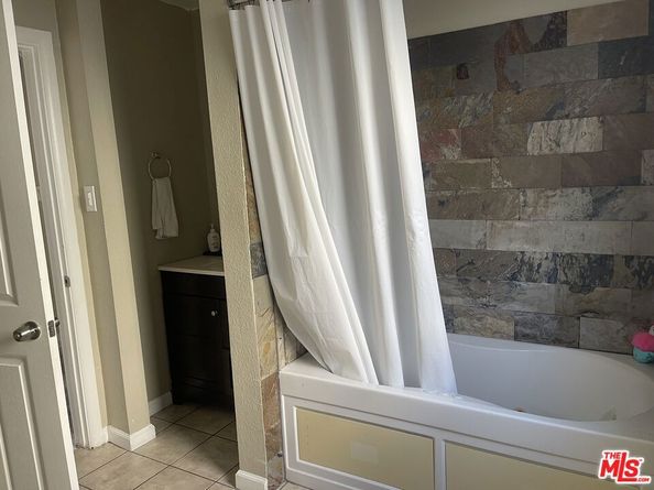 3921 Don Diablo Drive, Los Angeles CA 90008