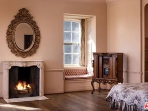 7141 Senalda Road, Los Angeles CA 90068