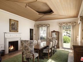 7141 Senalda Road, Los Angeles CA 90068