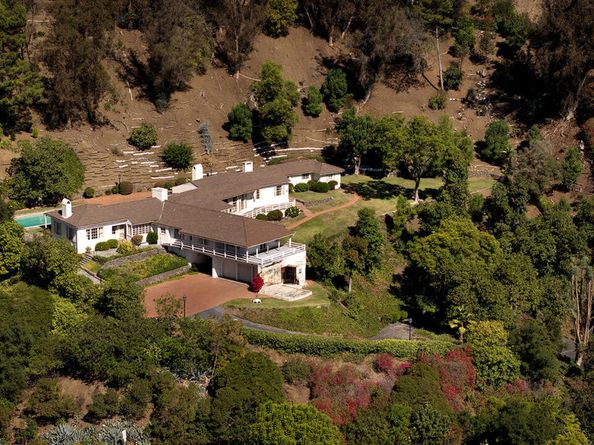 7141 Senalda Road, Los Angeles CA 90068