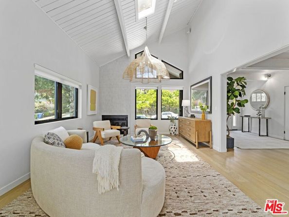 2304 Vestal Avenue, Los Angeles CA 90026