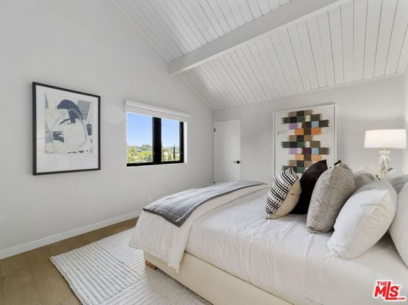 2304 Vestal Avenue, Los Angeles CA 90026