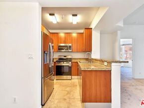 620 S Gramercy Place 301, Los Angeles CA 90005