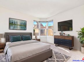 620 S Gramercy Place 301, Los Angeles CA 90005