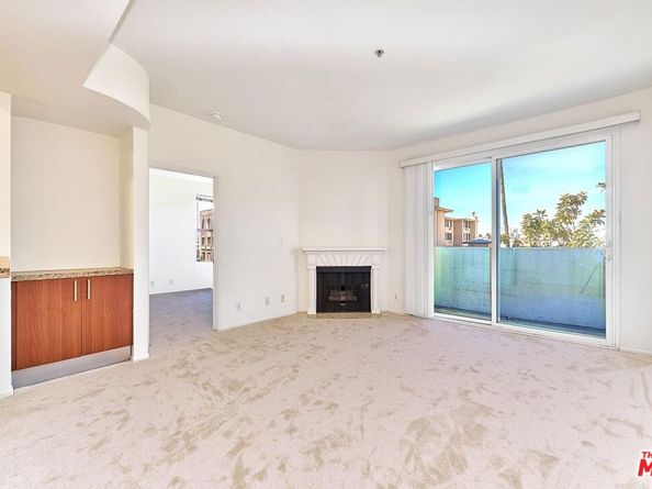 620 S Gramercy Place 301, Los Angeles CA 90005