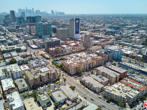 620 S Gramercy Place 301, Los Angeles CA 90005